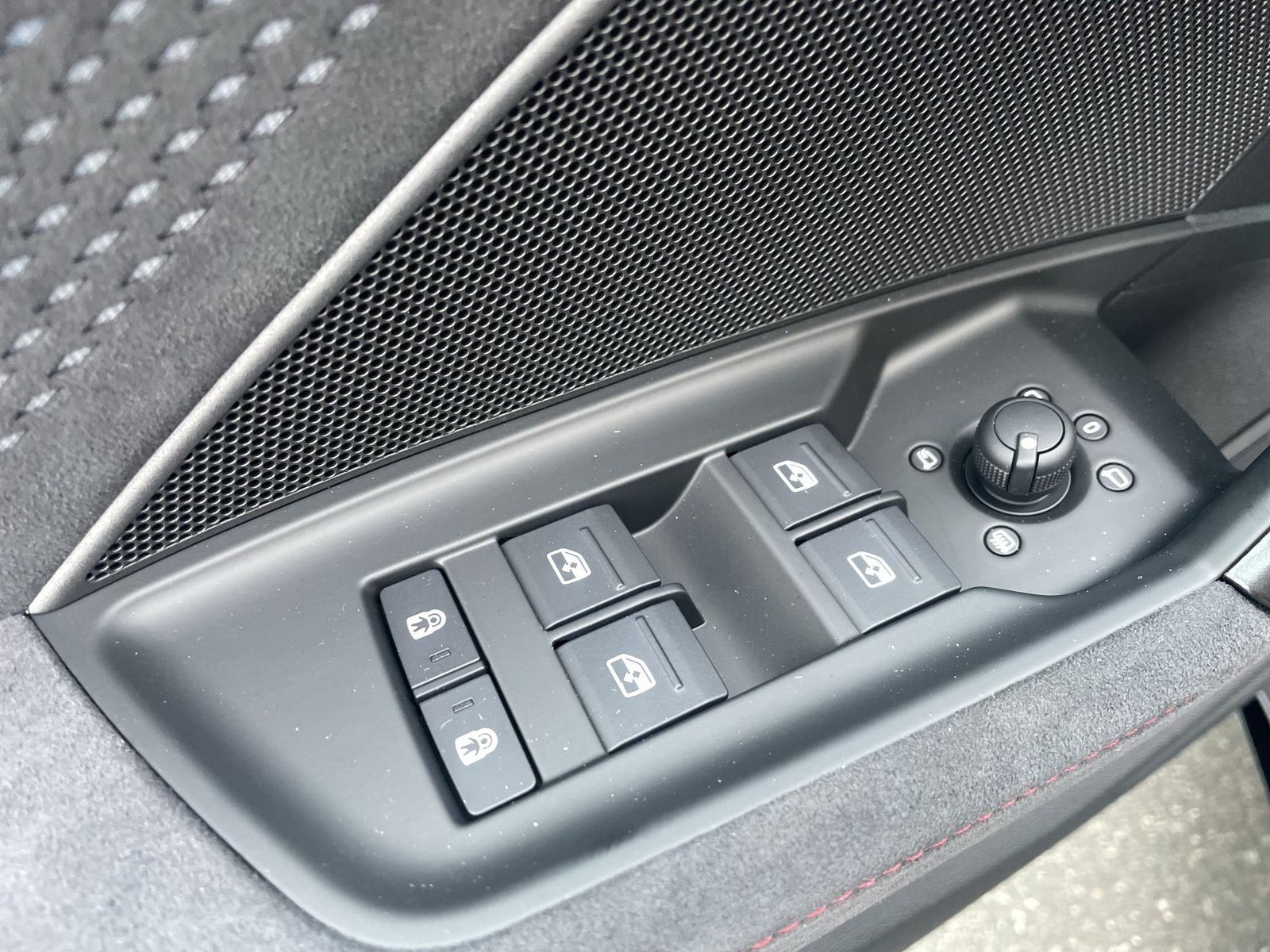 Fahrzeug autohaus mense Fahrzeugabbildung Audi RS 3 Sportback RS-Schale|Matrix|Sonos|HUD
