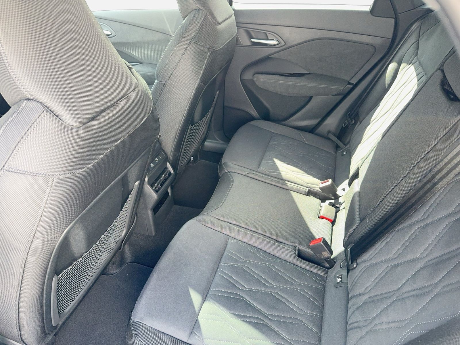 Fahrzeug autohaus mense Fahrzeugabbildung Audi Q3 Sportback e-hybrid 200 kW S tronic AHK Pano