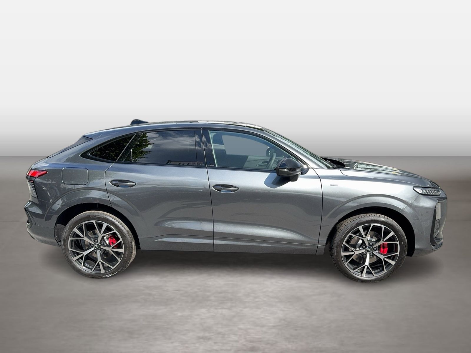 Fahrzeug autohaus mense Fahrzeugabbildung Audi Q3 Sportback e-hybrid 200 kW S tronic AHK Pano