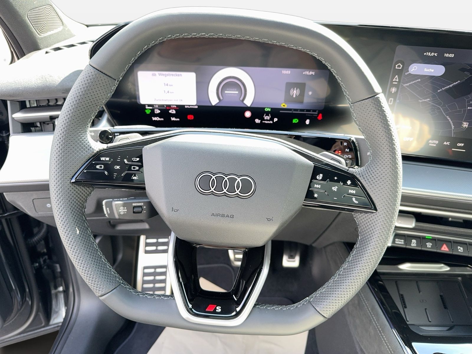 Fahrzeug autohaus mense Fahrzeugabbildung Audi Q3 Sportback e-hybrid 200 kW S tronic AHK Pano
