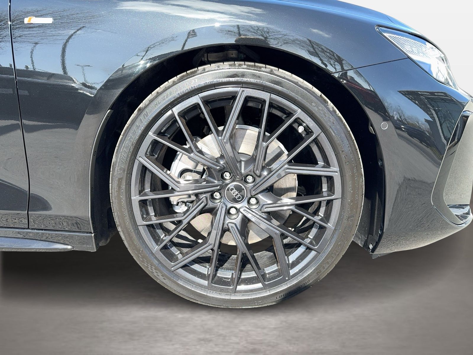 Fahrzeugabbildung Audi A6 Avant edition one TDI quattro 220 kW S tronic - mit KI generiert/bearbeitet