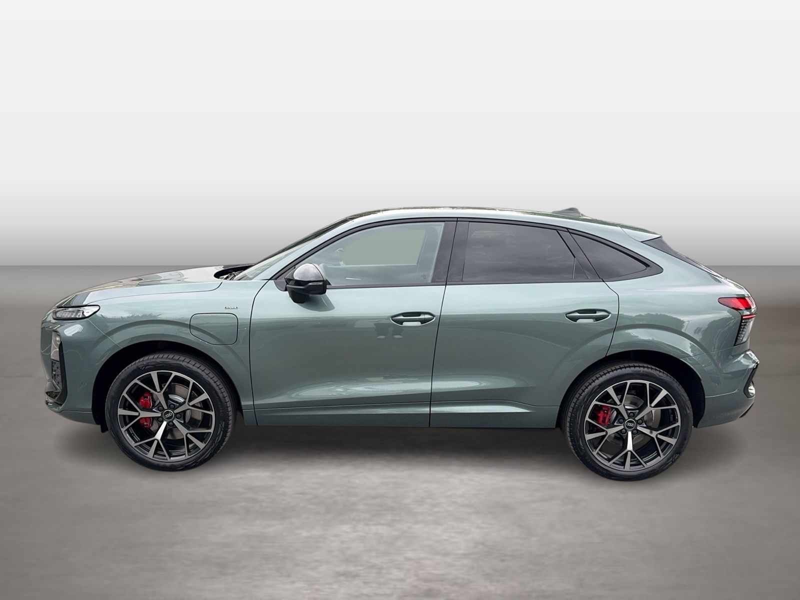 Fahrzeugabbildung Audi Q3 Sportback e-hybrid 200 kW S tronic Matrix AHK