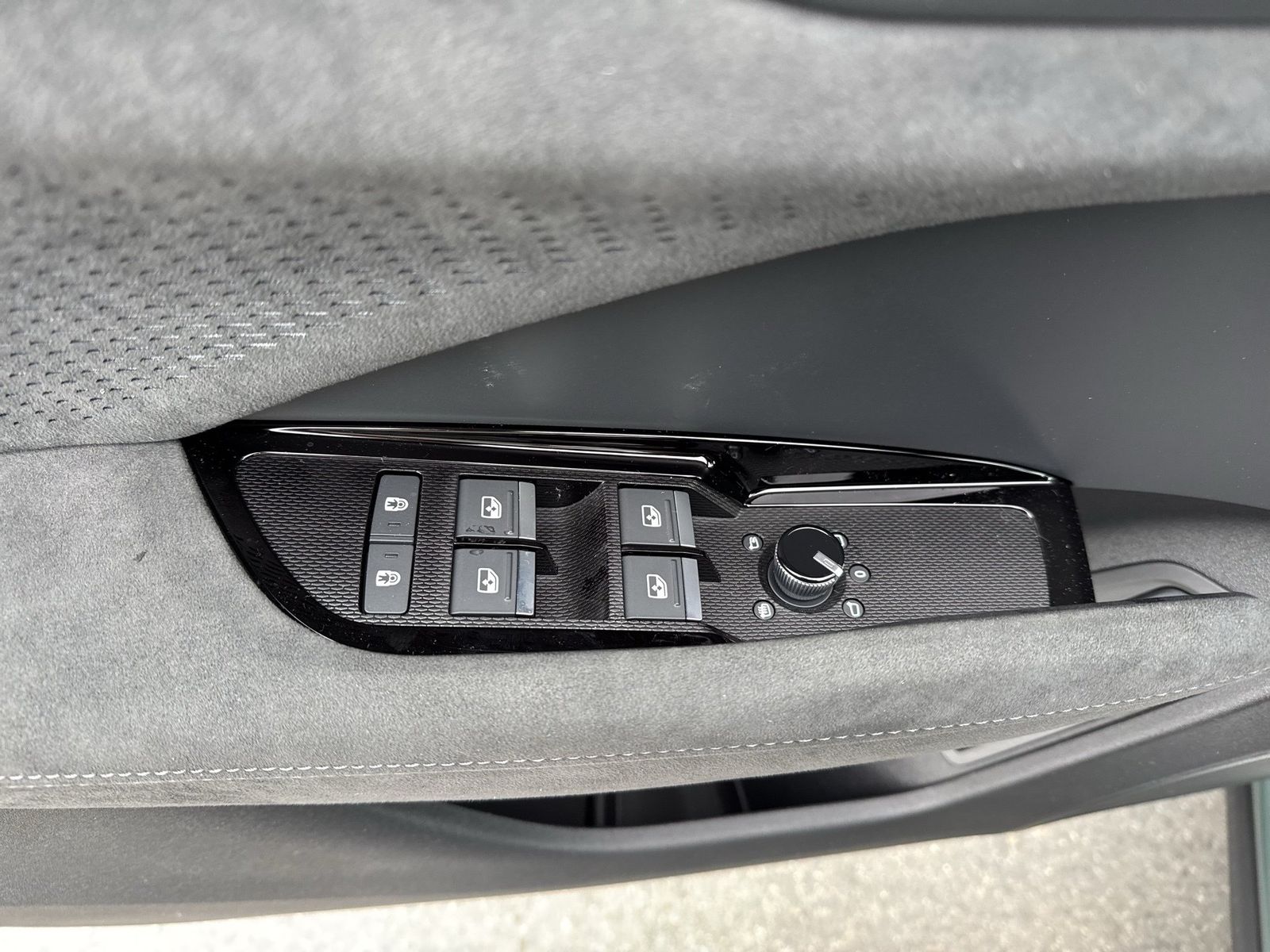 Fahrzeugabbildung Audi Q3 Sportback e-hybrid 200 kW S tronic Matrix AHK