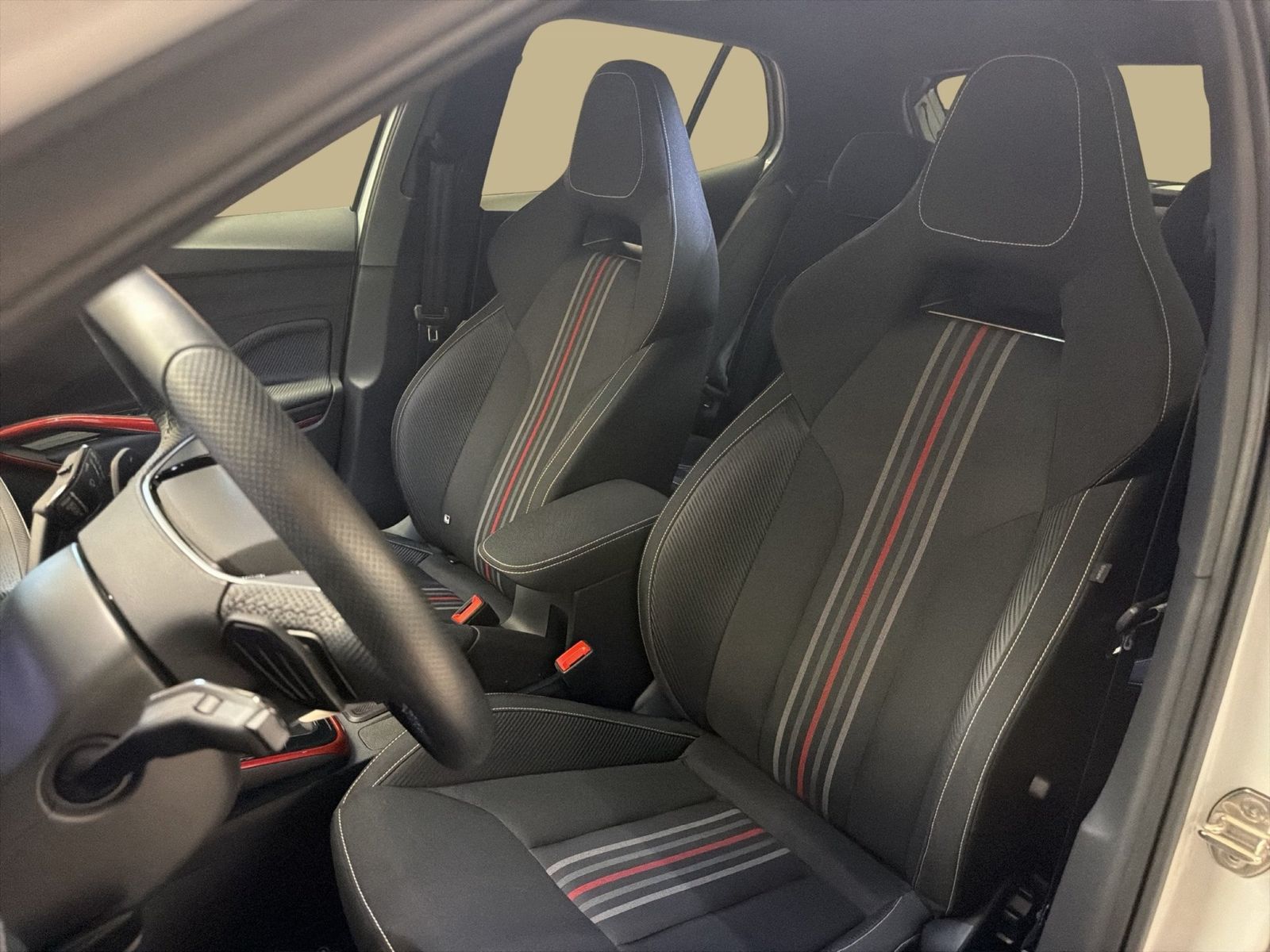 Fahrzeug autohaus mense Fahrzeugabbildung SKODA Fabia Fabia Monte Carlo 1.5l TSI 110 kW 7-Gang-D - mit KI generiert/bearbeitet
