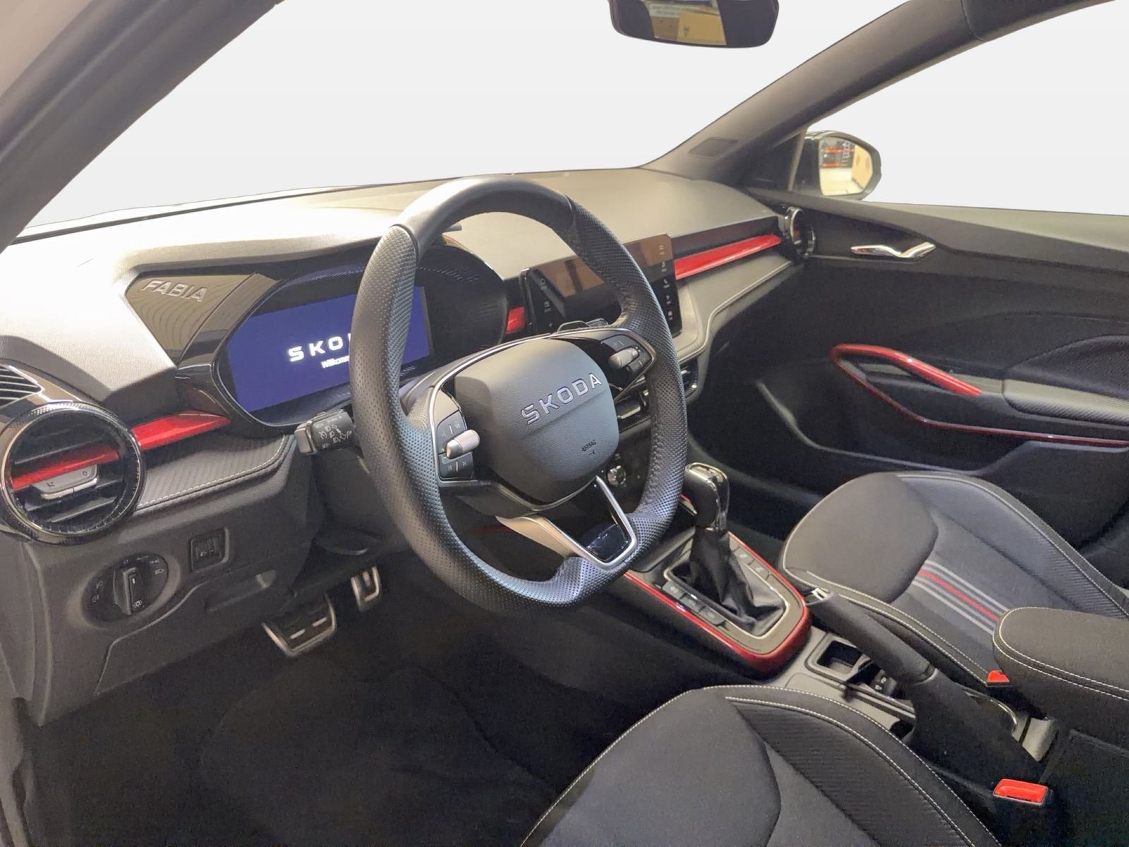 Fahrzeug autohaus mense Fahrzeugabbildung SKODA Fabia Fabia Monte Carlo 1.5l TSI 110 kW 7-Gang-D - mit KI generiert/bearbeitet