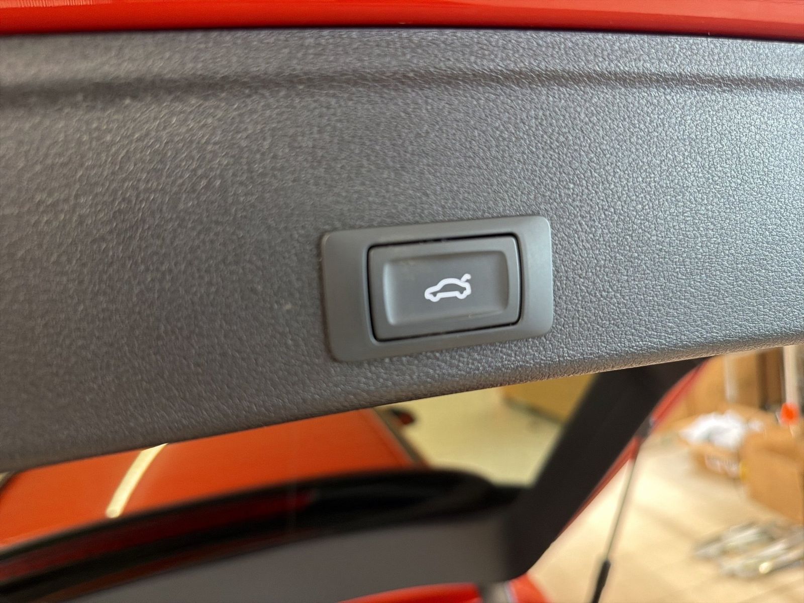 Fahrzeug autohaus mense Fahrzeugabbildung Audi A4 Avant 40 2.0 TDI S-Line AHK LED Navi DynLicht