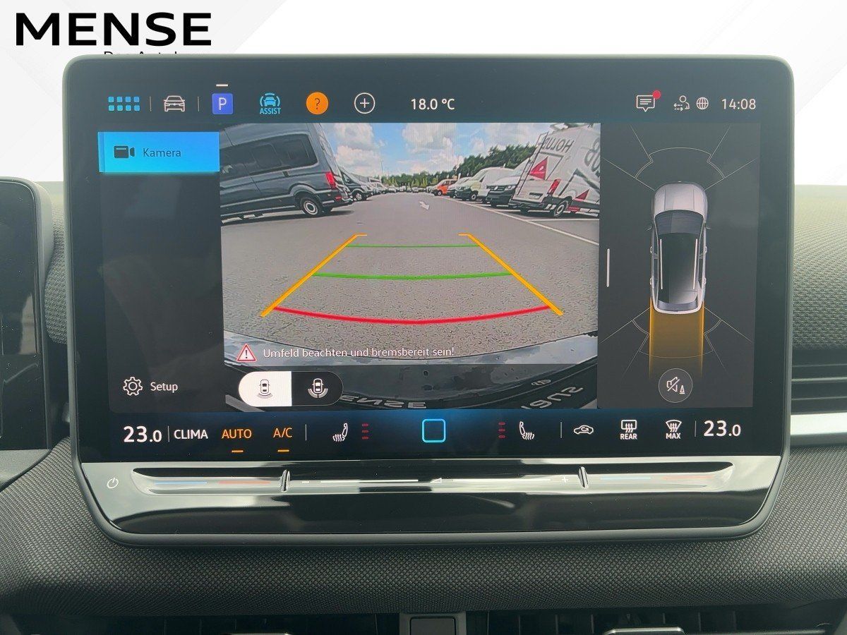 Fahrzeugabbildung Volkswagen T-Roc 1.5 eTSI Life Nav SHZG Ganzjahresreifen AC