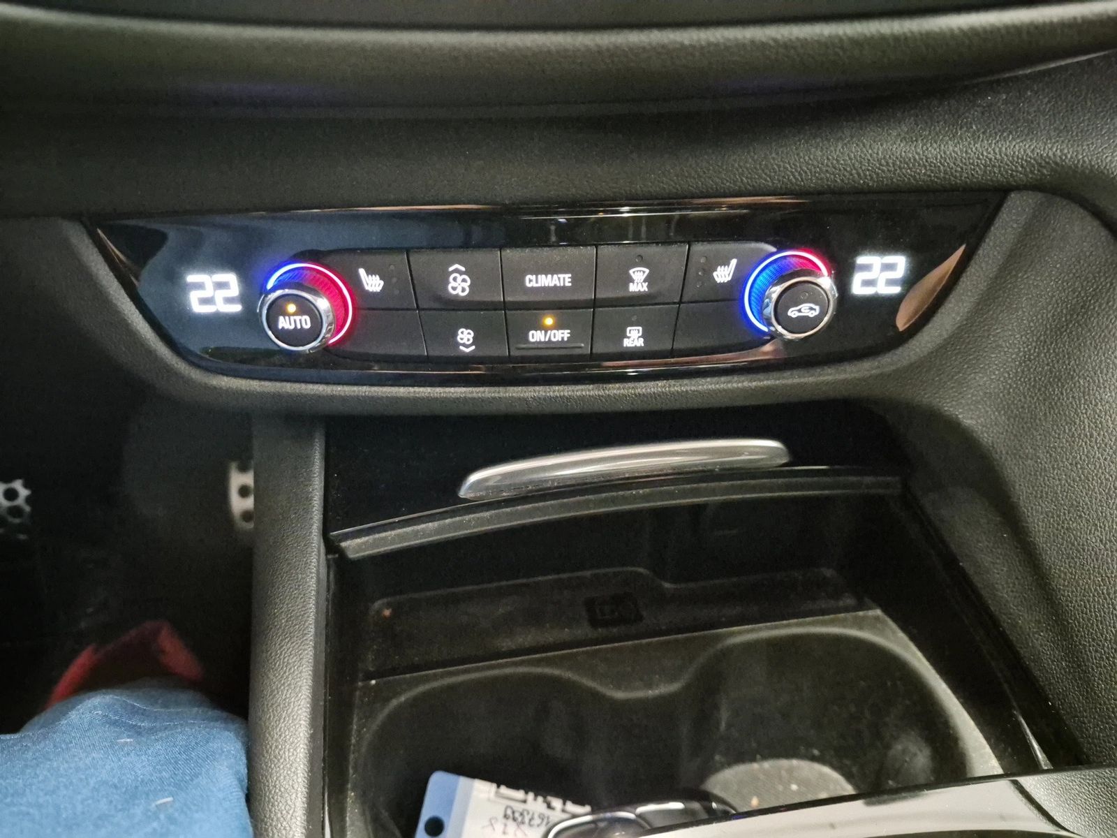 Fahrzeug autohaus mense Fahrzeugabbildung Opel Insignia B Sports Tourer Dynamic 2.0 Turbo (260 - mit KI generiert/bearbeitet
