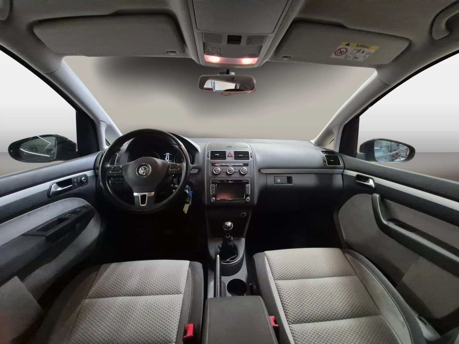 Fahrzeugabbildung Volkswagen Touran Cross 2.0 TDI Touran Cross AHK Alcant. LM