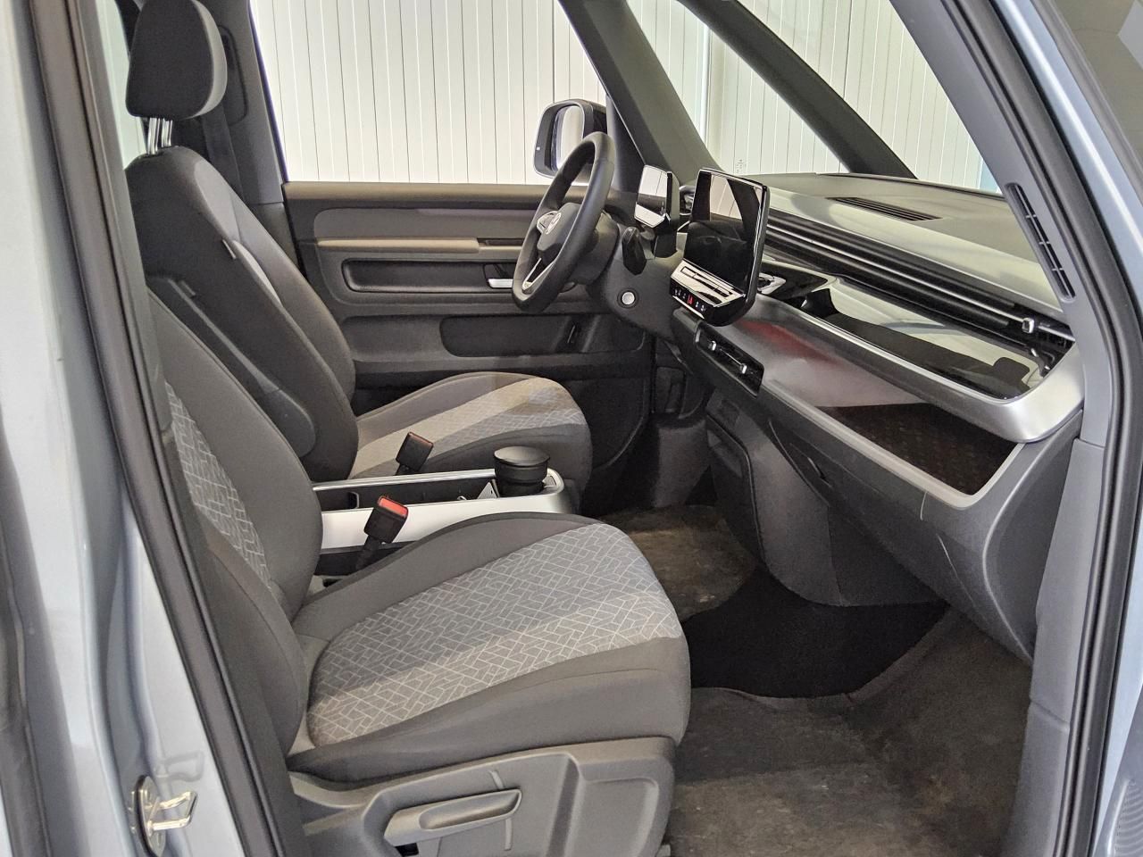 Fahrzeug autohaus mense Fahrzeugabbildung Volkswagen ID. Buzz Pro Motor: 77 kWh Getriebe: 1-Gang-Auto