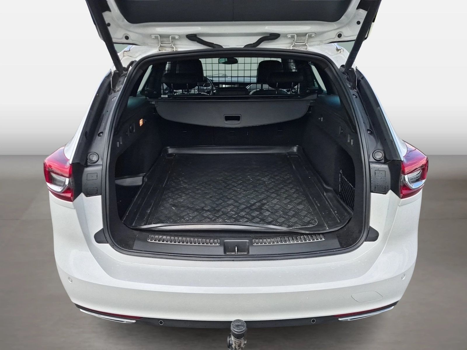 Fahrzeug autohaus mense Fahrzeugabbildung Opel Insignia B Sports Tourer 2.0 CDTI 4x4 Innovation