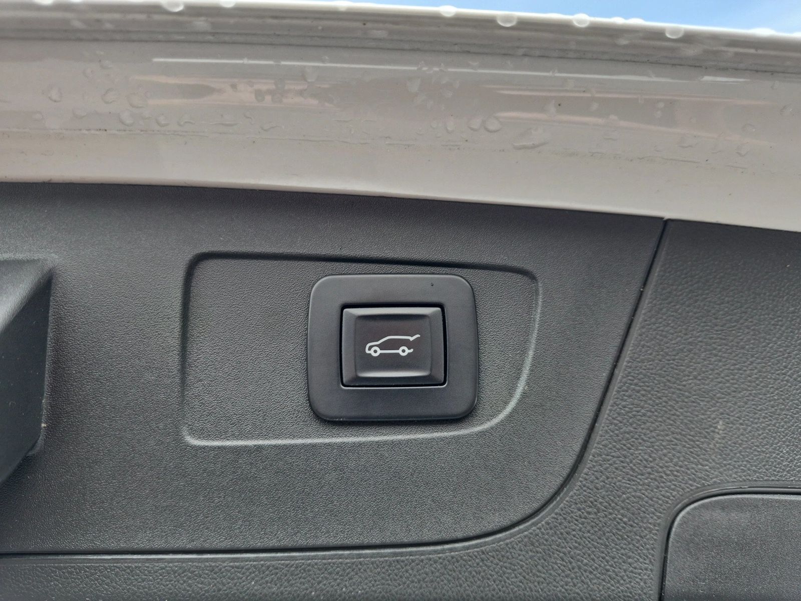 Fahrzeug autohaus mense Fahrzeugabbildung Opel Insignia B Sports Tourer 2.0 CDTI 4x4 Innovation