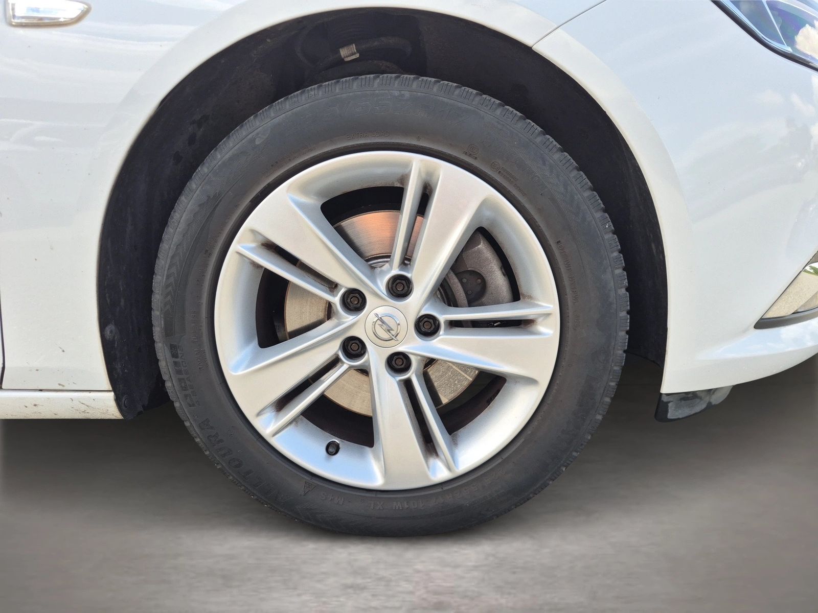 Fahrzeug autohaus mense Fahrzeugabbildung Opel Insignia B Sports Tourer 2.0 CDTI 4x4 Innovation