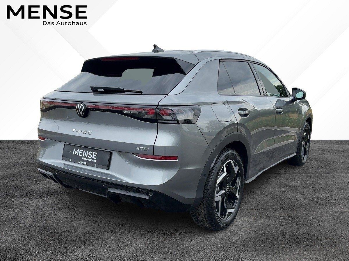 Fahrzeugabbildung Volkswagen T-Roc R-Line 1.5 l eTSI OPF DSG IQ.Light Matrix