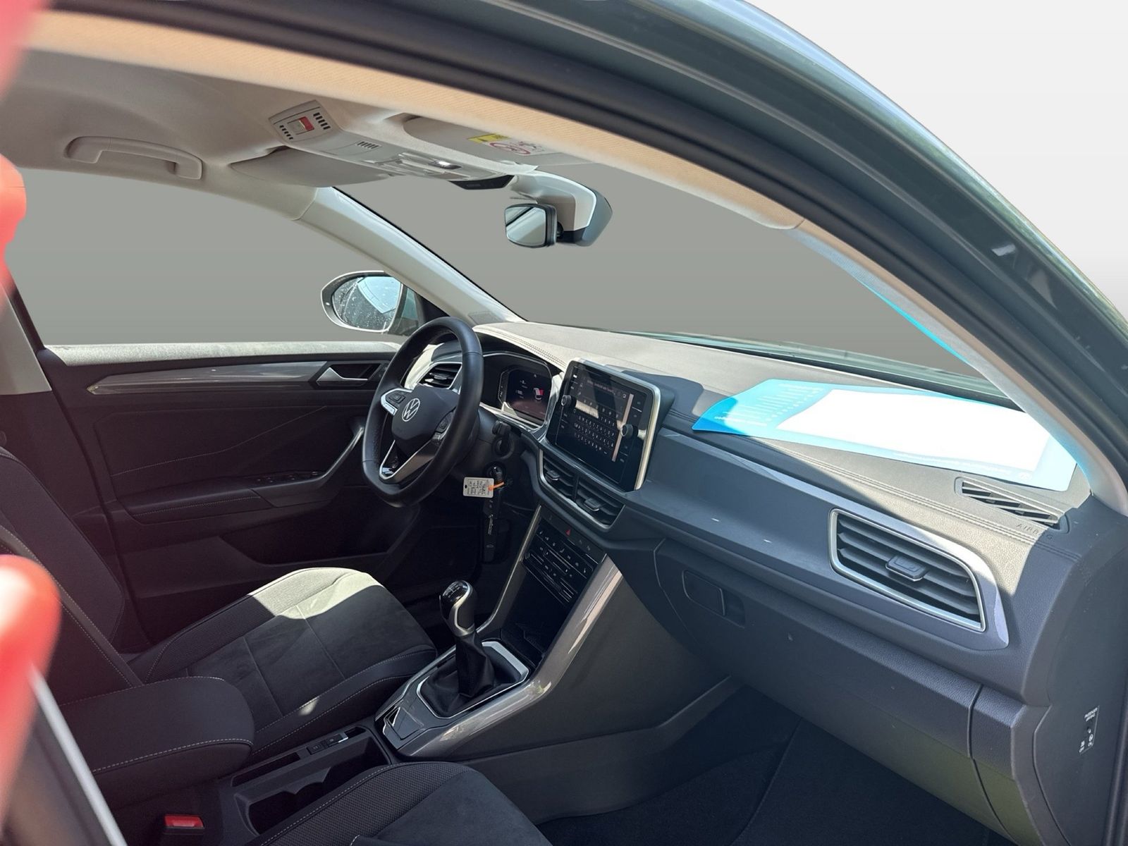 Fahrzeugabbildung Volkswagen T-Roc 1.0 TSI Style CarPlay ACC LED Navi Alcant.