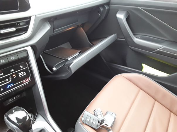 Fahrzeug autohaus mense Fahrzeugabbildung Volkswagen T-Roc Cabriolet 1.5 TSI DSG Style IQ.Light AHK
