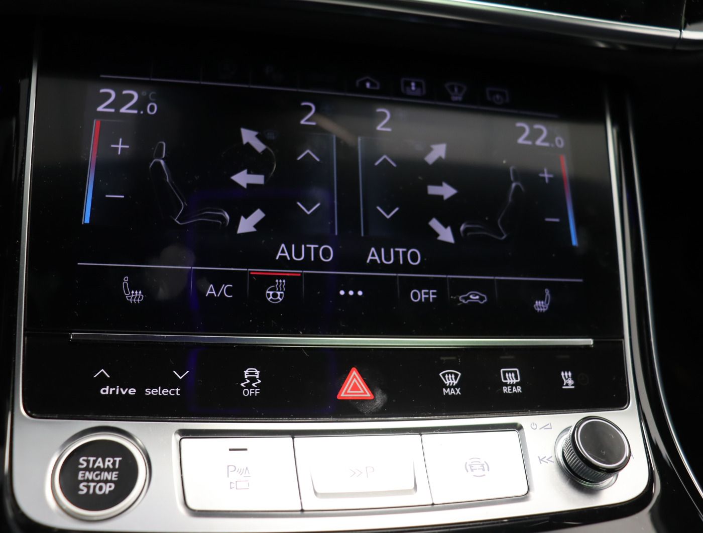 Fahrzeug autohaus mense Fahrzeugabbildung Audi A8 50 TDI quattro tiptronic Luft Pano Matrix - mit KI generiert/bearbeitet