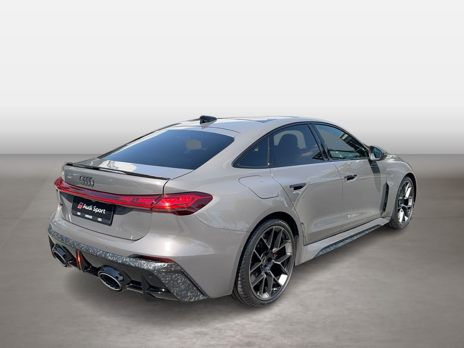 Fahrzeugabbildung Audi RS 5 Limousine 470 kW tiptronic Sport Paket|Kera - mit KI generiert/bearbeitet