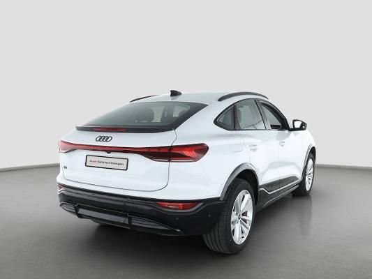 Fahrzeugabbildung Audi Q6 Sportback e-tron performance S-Line B&O HUD