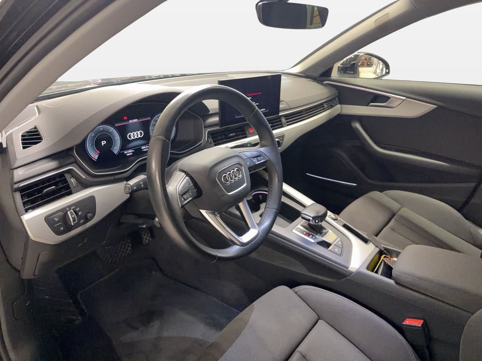 Fahrzeug autohaus mense Fahrzeugabbildung Audi A4 Avant 35 TDI S tronic Advanced Matrix - mit KI generiert/bearbeitet