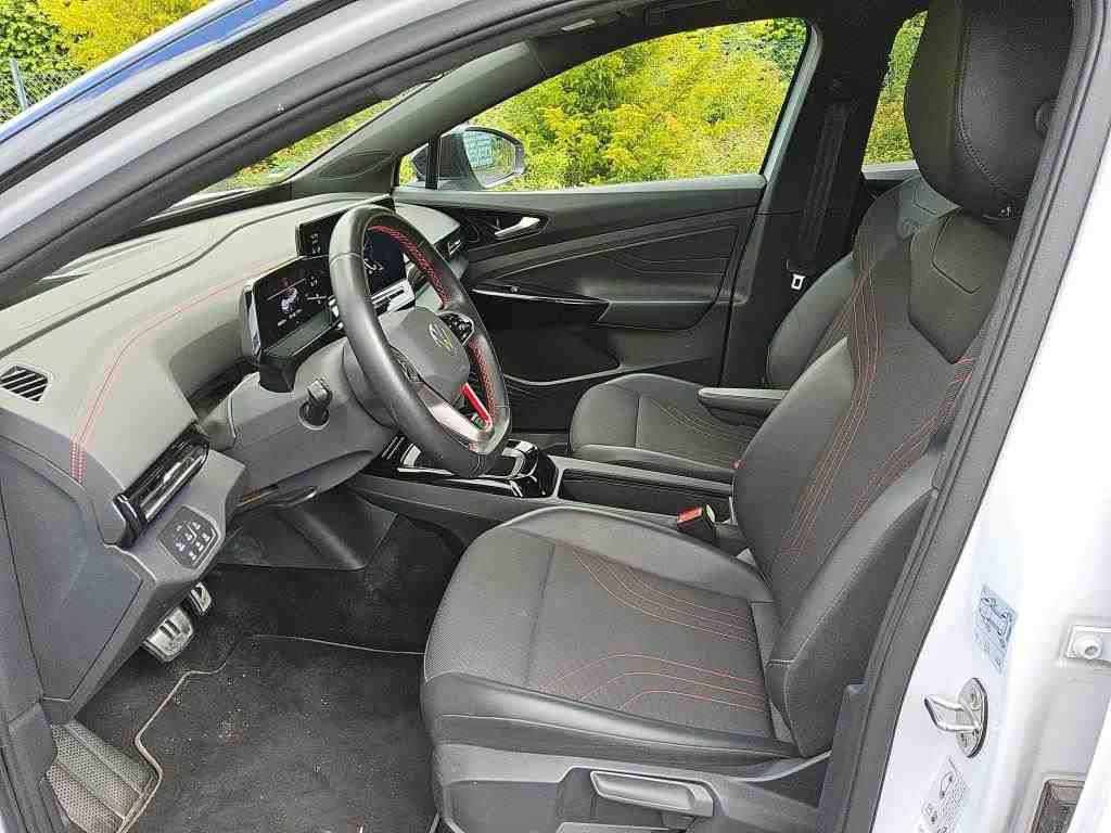 Fahrzeugabbildung Volkswagen ID.4 GTX 4 Motion IQ.Light Matrix CarPlay AHK LM