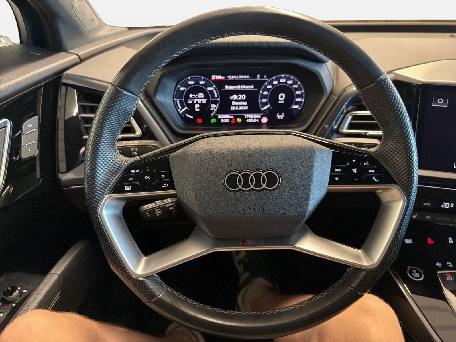 Fahrzeug autohaus mense Fahrzeugabbildung Audi Q4 e-tron Sportback 50 e-tron quattro 2023 Sonos
