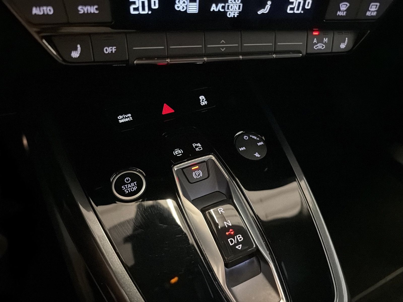 Fahrzeug autohaus mense Fahrzeugabbildung Audi Q4 e-tron Sportback 50 e-tron quattro 2023 Sonos