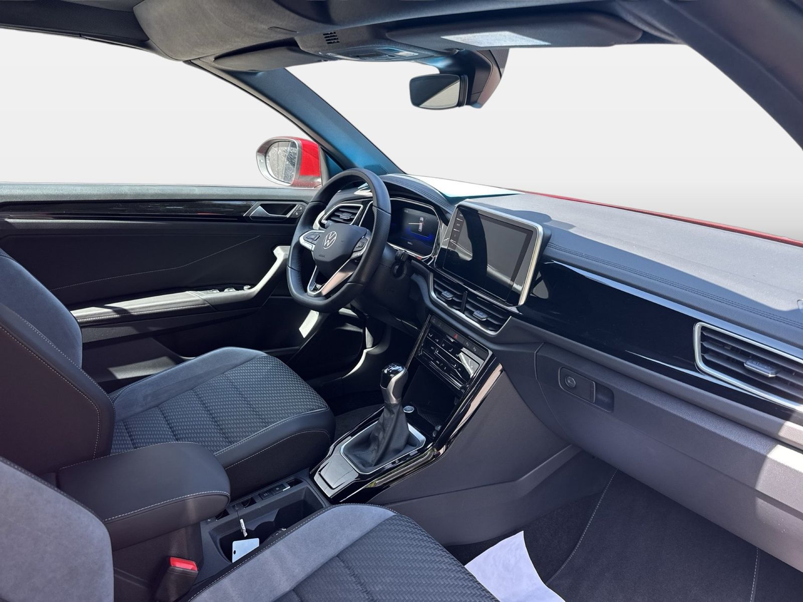 Fahrzeug autohaus mense Fahrzeugabbildung Volkswagen T-Roc Cabriolet 1.5TSI R-Line CarPlay Standhzg