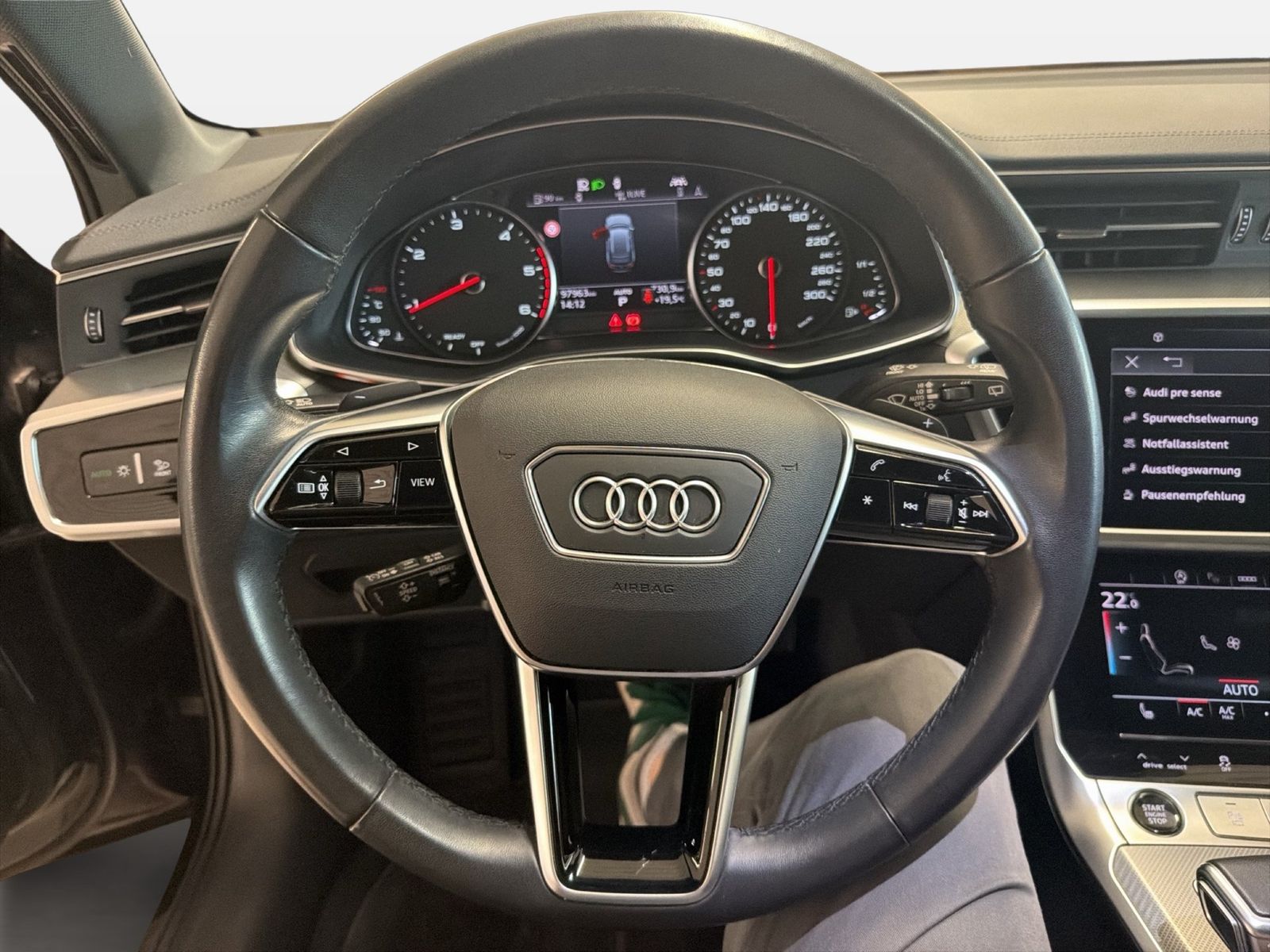 Fahrzeugabbildung Audi A6 Avant 45 TDI quattro S tronic Sport Matrix AH - mit KI generiert/bearbeitet