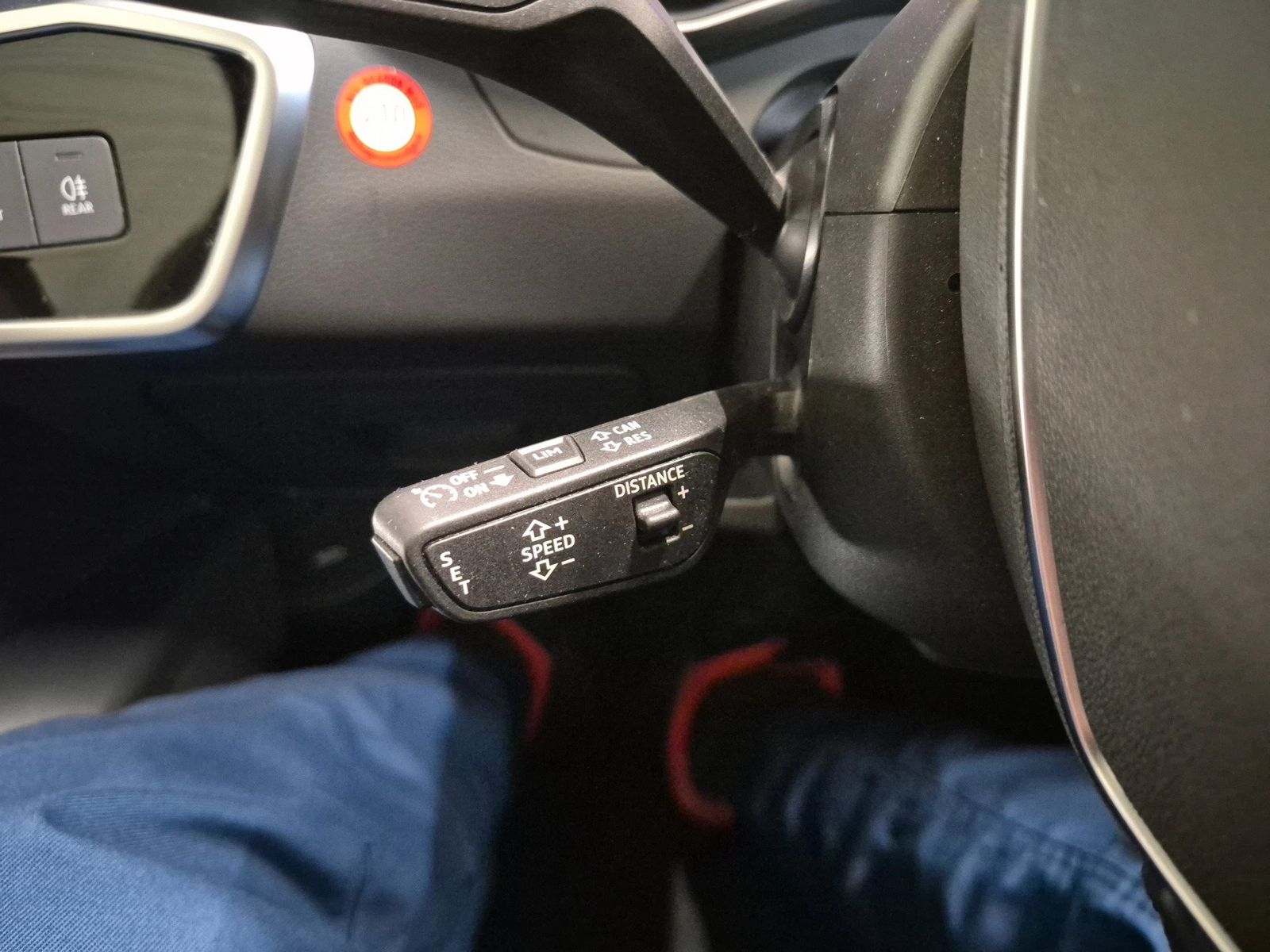 Fahrzeug autohaus mense Fahrzeugabbildung Audi A6 Avant 35 TDI S tronic Sport CarPlay AHK ACC L - mit KI generiert/bearbeitet