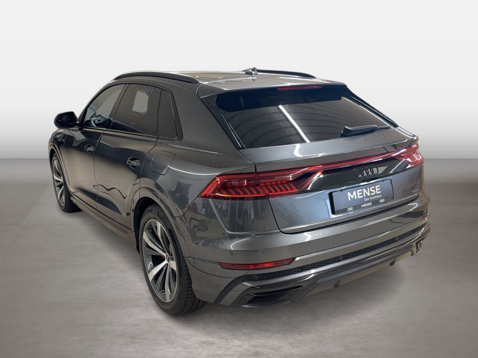 Fahrzeugabbildung Audi Q8 60 TFSI e quattro 2022 Matrix B&O HUD Luft LM