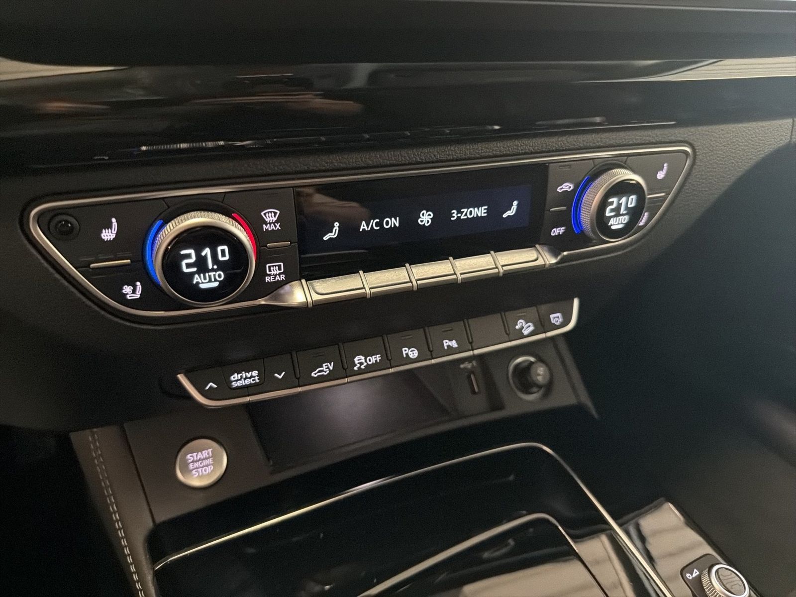 Fahrzeug autohaus mense Fahrzeugabbildung Audi Q5 50 TFSI e quattro S tronic S line Matrix|B&O