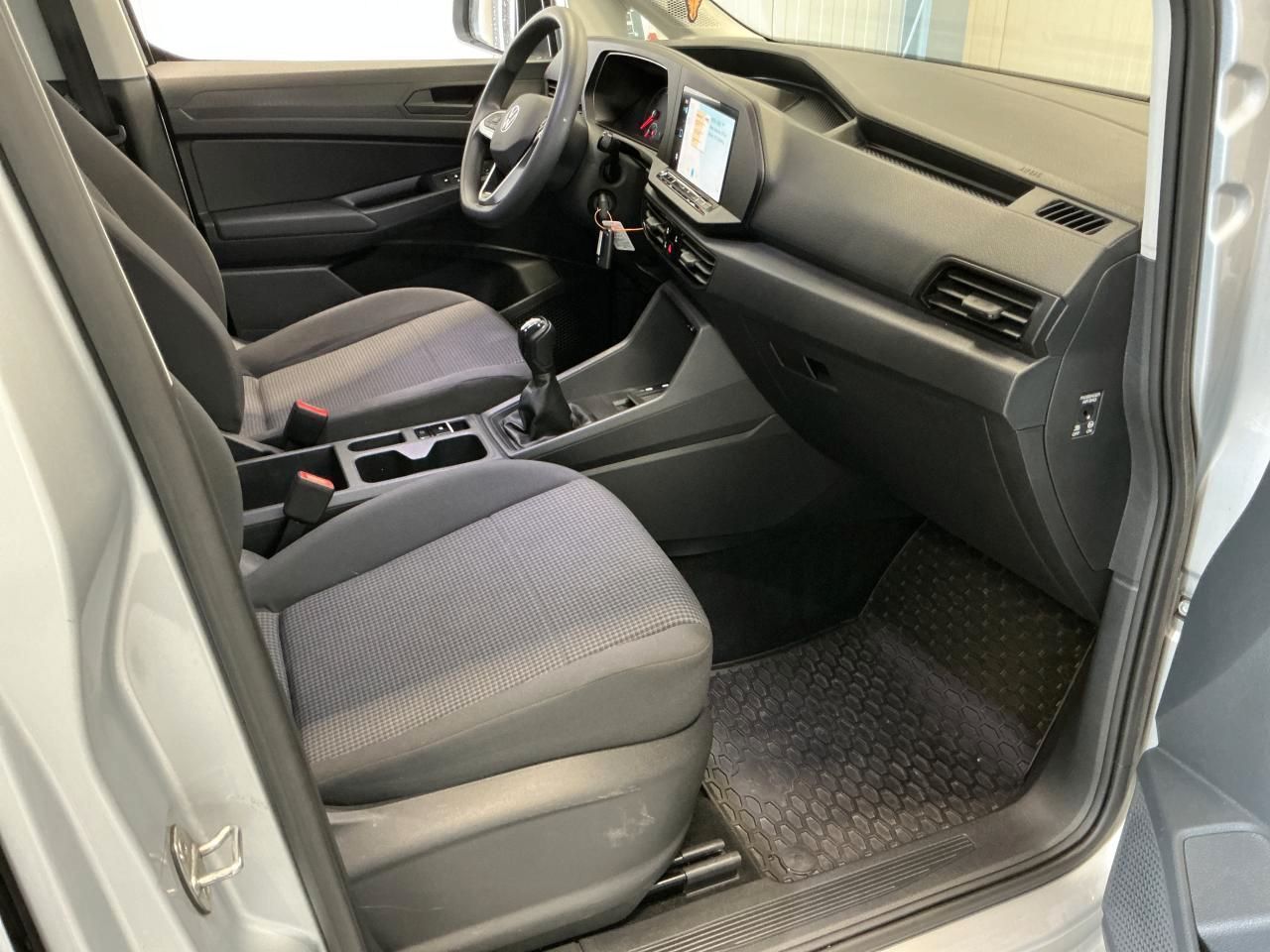 Fahrzeugabbildung Volkswagen Caddy Cargo Maxi Motor: 2.0 l TDI EU6 SCR 75 kW - mit KI generiert/bearbeitet
