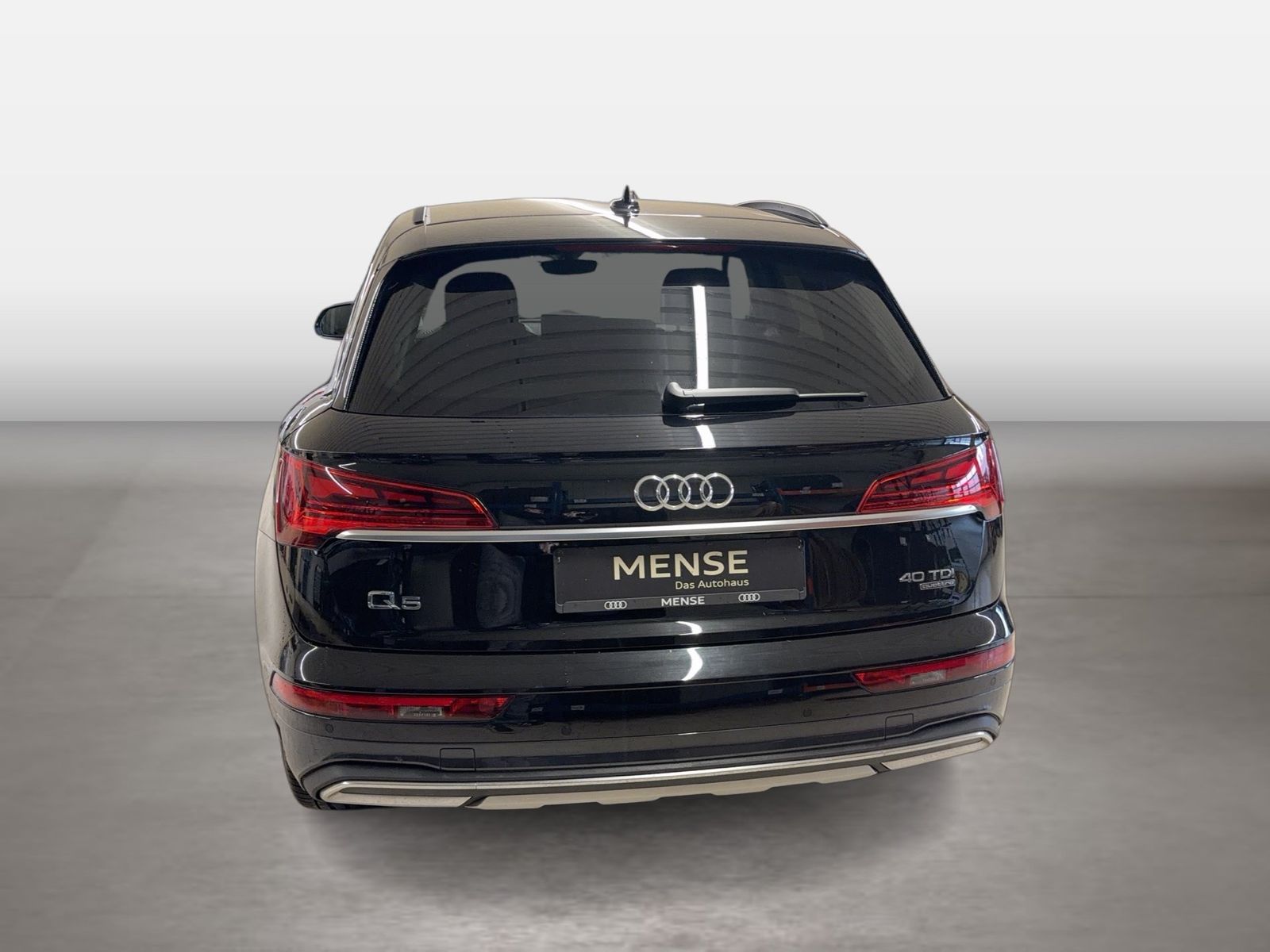 Fahrzeugabbildung Audi Q5 40 TDI quattro advanced 2024 (Facelift) AHK