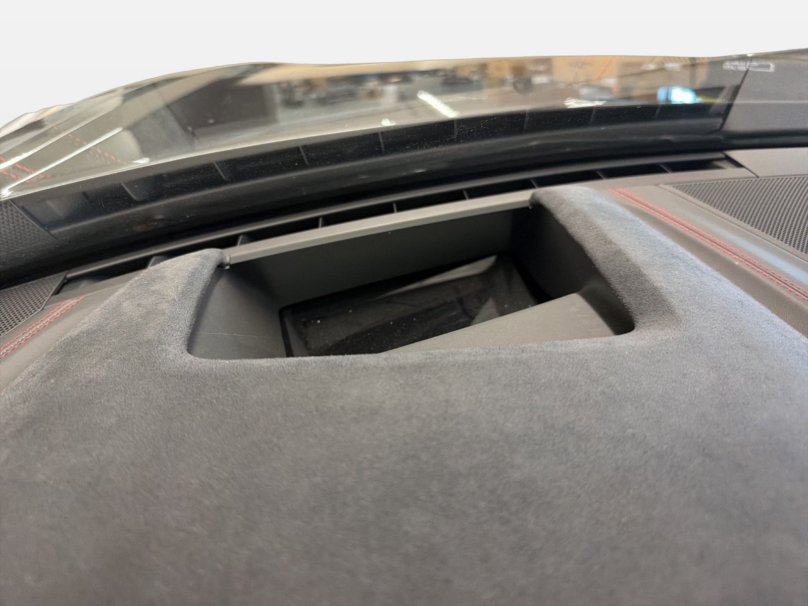 Fahrzeugabbildung Audi e-tron GT RS quattro 2024 Matrix HUD Laser Luft