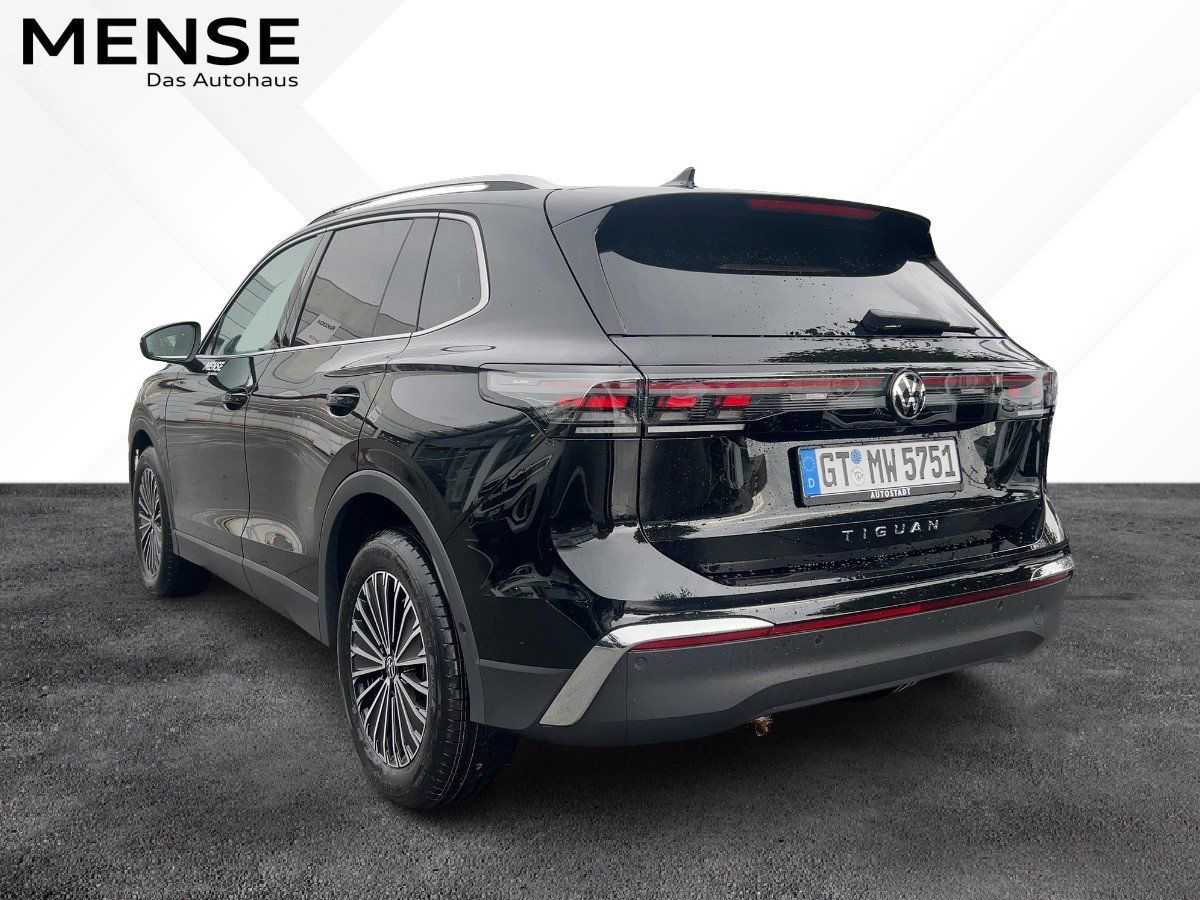 Fahrzeugabbildung Volkswagen Tiguan Elegance 2.0 l TDI DSG IQ.Light|Matrix|LM