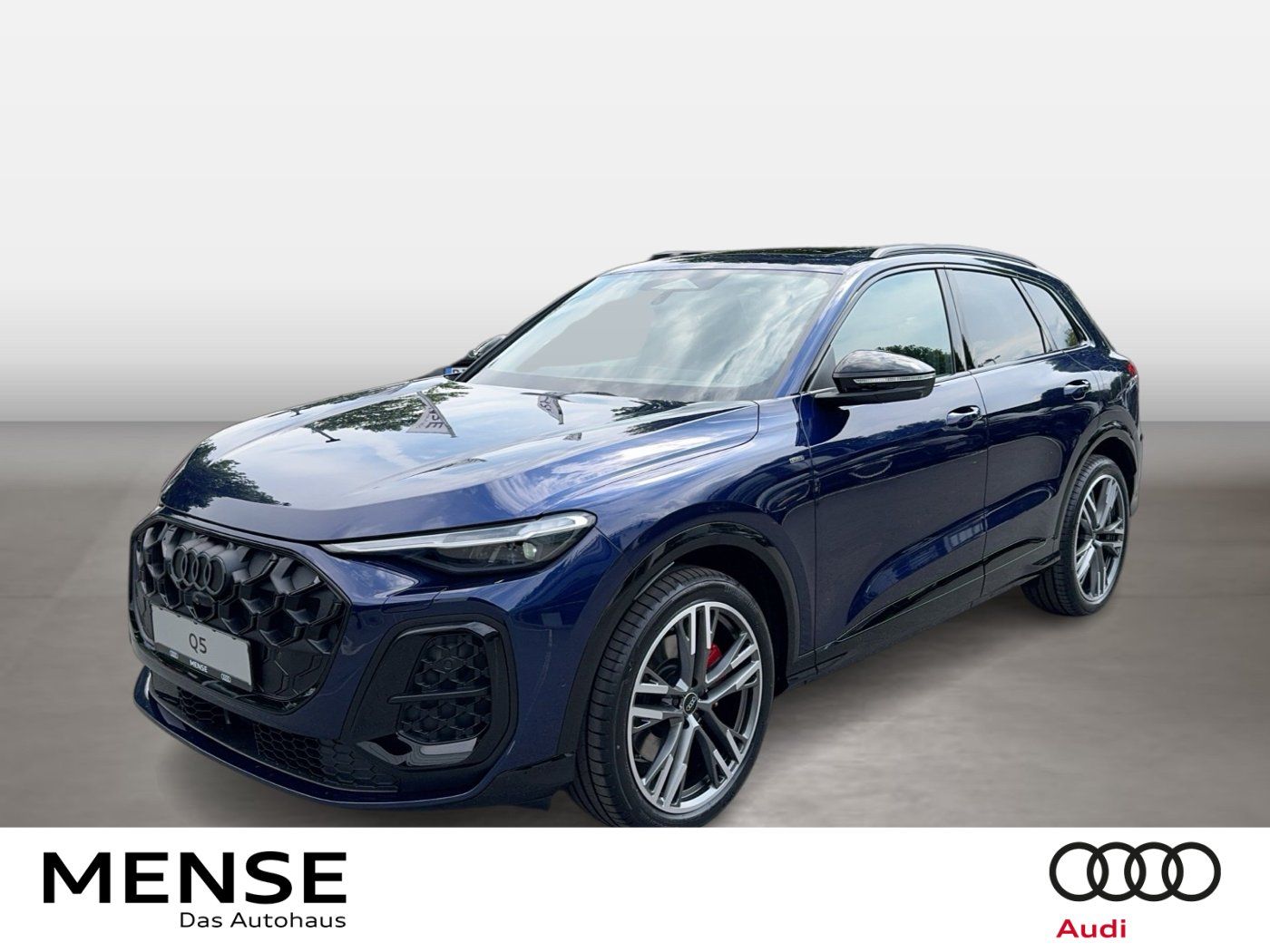 Fahrzeug autohaus mense Fahrzeugabbildung Audi Q5 SUV edition one mit Akzenten mythosschwarz e- - mit KI generiert/bearbeitet
