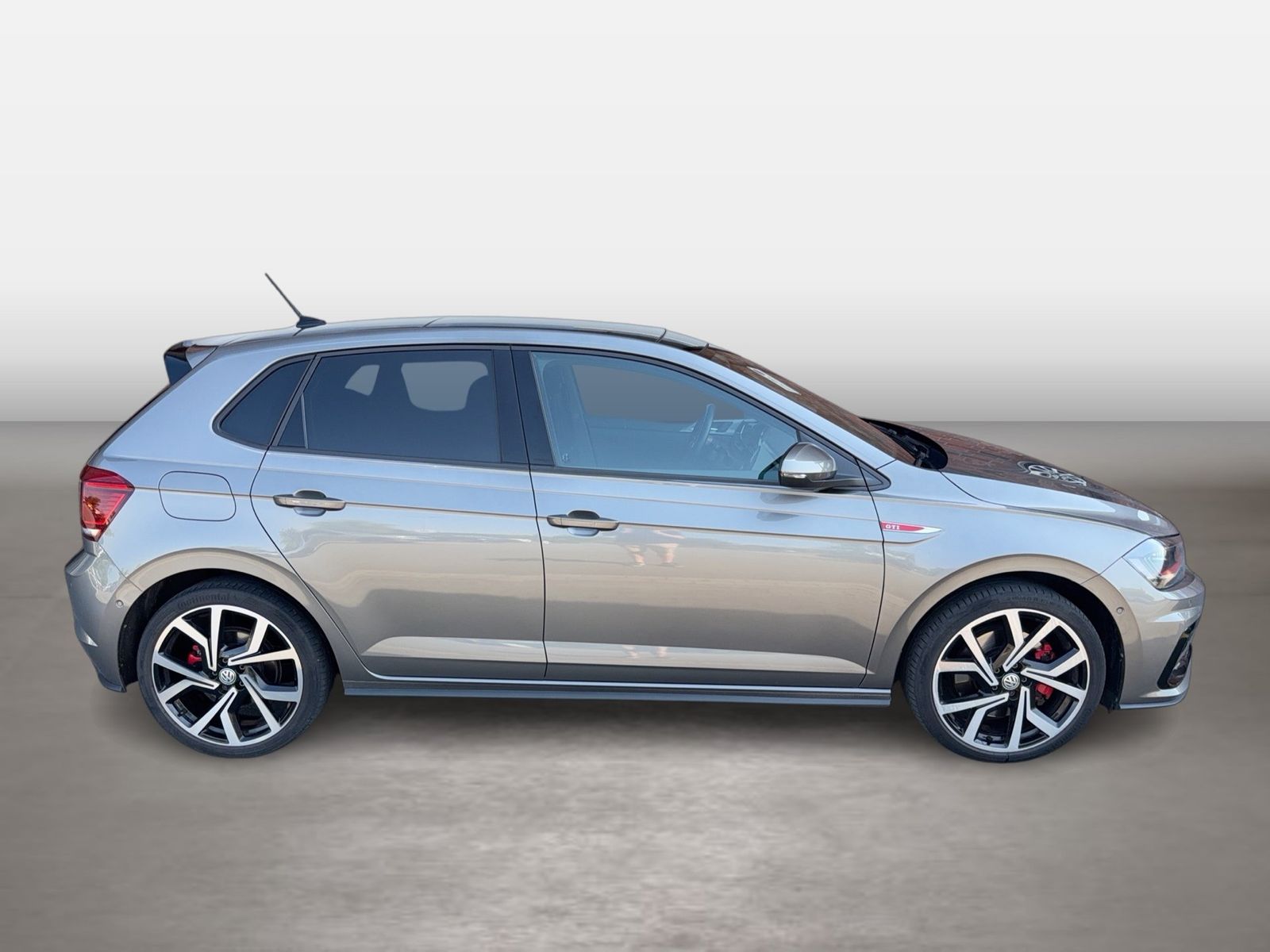 Fahrzeugabbildung Volkswagen Polo VI 2.0 TSI GTI Beats CarPlay Pano SD ACC LM