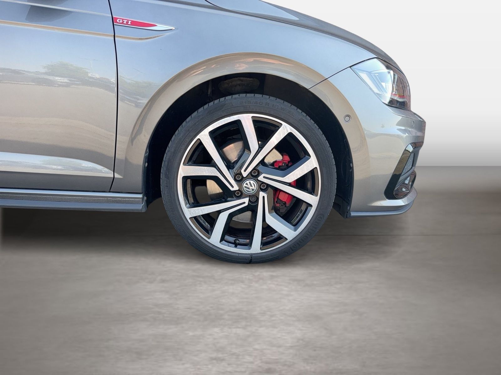 Fahrzeugabbildung Volkswagen Polo VI 2.0 TSI GTI Beats CarPlay Pano SD ACC LM