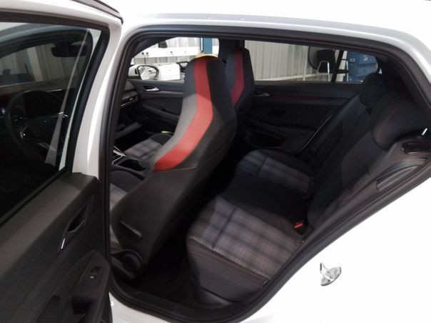 Fahrzeugabbildung Volkswagen Golf VIII GTI 2.0 TSI DSG IQ.Light Matrix h/k SD
