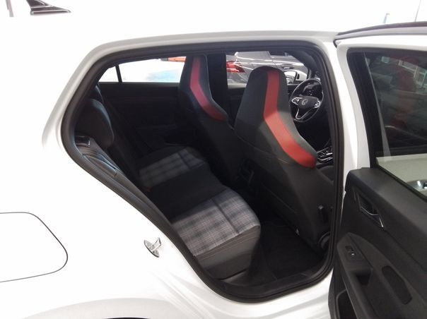 Fahrzeugabbildung Volkswagen Golf VIII GTI 2.0 TSI DSG IQ.Light Matrix h/k SD