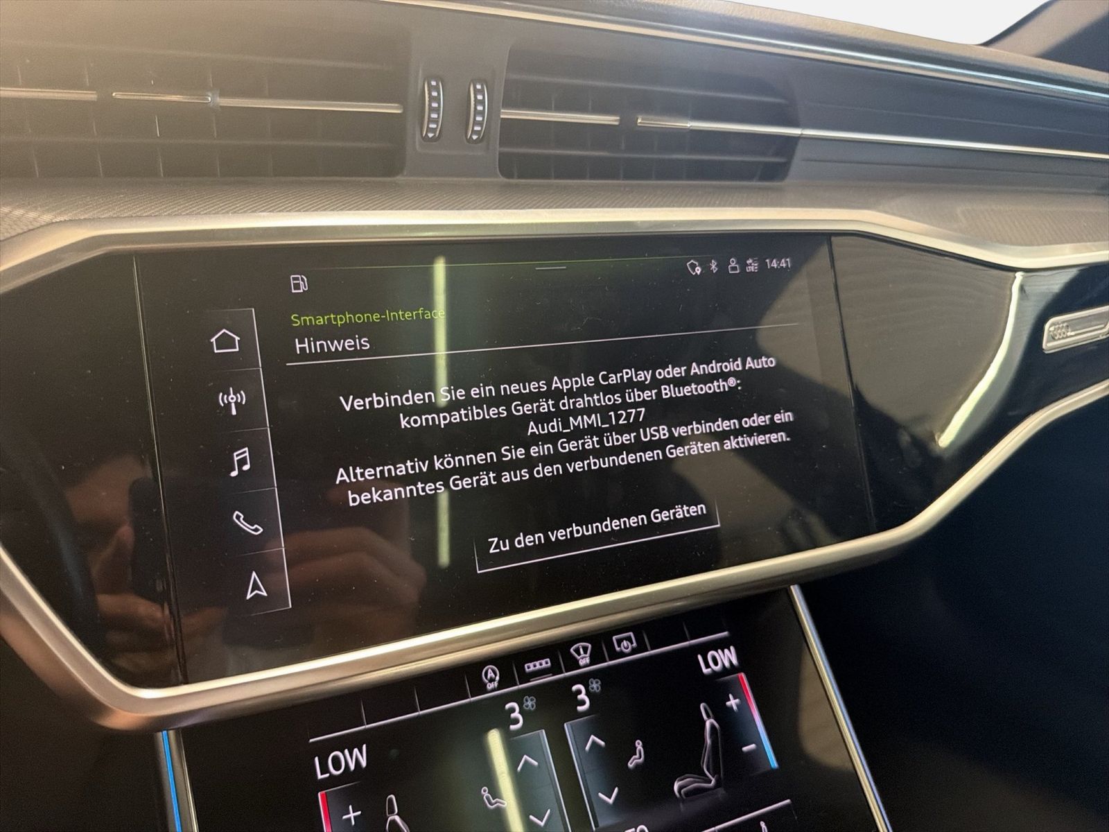 Fahrzeugabbildung Audi A6 Avant 40 TDI S tronic Navi Pano HUD AHK AHK