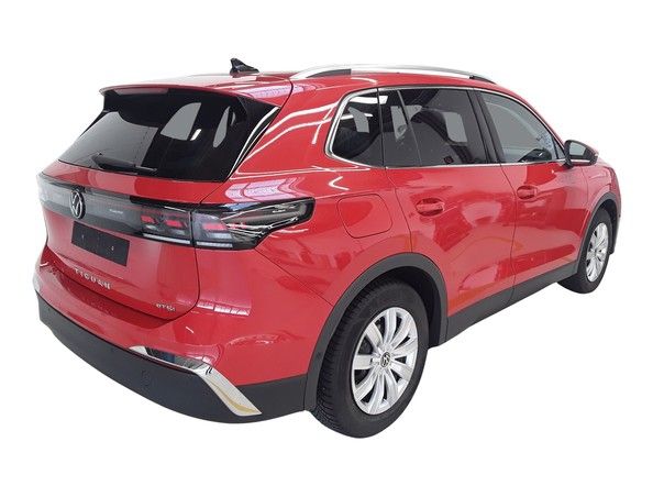 Fahrzeugabbildung Volkswagen Tiguan 1.5 eTSI DSG Elegance CarPlay AHK ACC LED