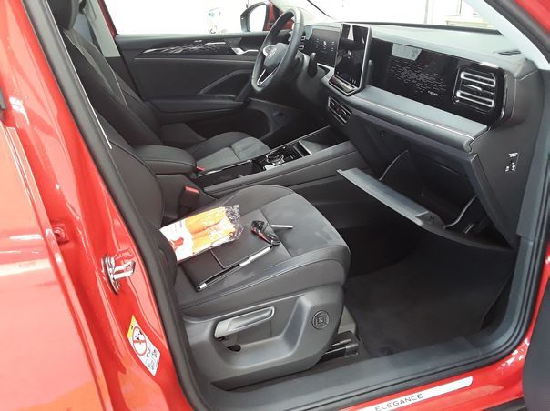 Fahrzeugabbildung Volkswagen Tiguan 1.5 eTSI DSG Elegance CarPlay AHK ACC LED
