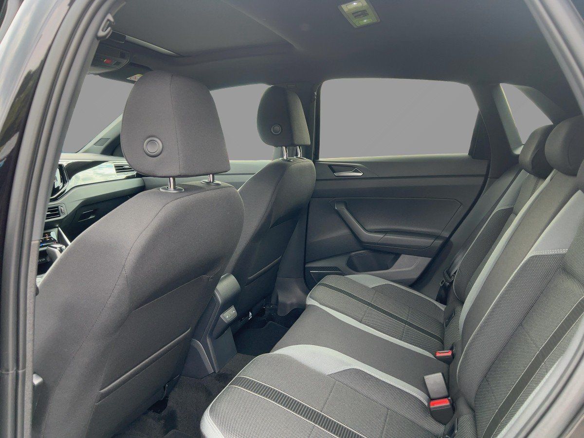 Fahrzeugabbildung Volkswagen Polo EDITION 50 1.0 l TSI OPF DSG IQ.Light Pano
