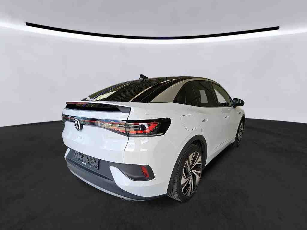 Fahrzeugabbildung Volkswagen ID.5 Pro Performance IQ.Light Matrix CarPlay AHK