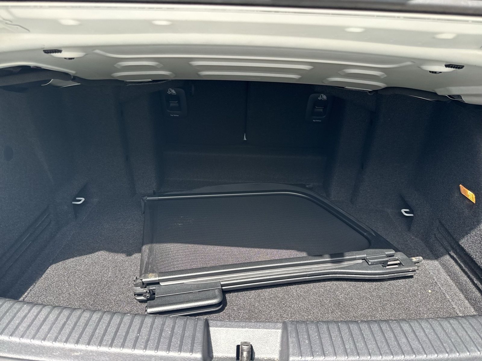 Fahrzeug autohaus mense Fahrzeugabbildung Volkswagen T-Roc Cabriolet 1.5 TSI DSG R-Line CarPlay AHK