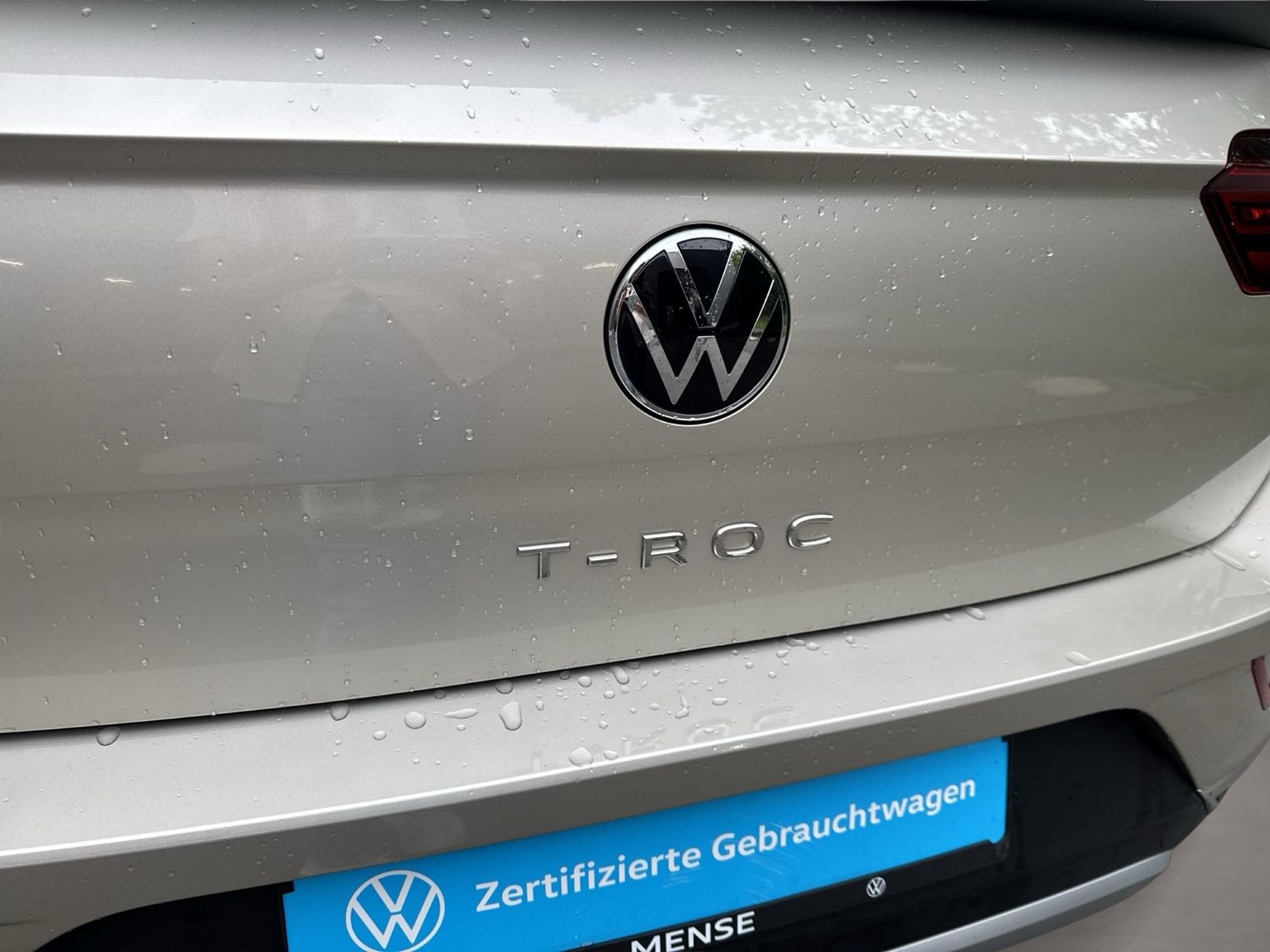 Fahrzeugabbildung Volkswagen T-Roc Cabriolet 1.5 TSI DSG Style CarPlay AHK LM
