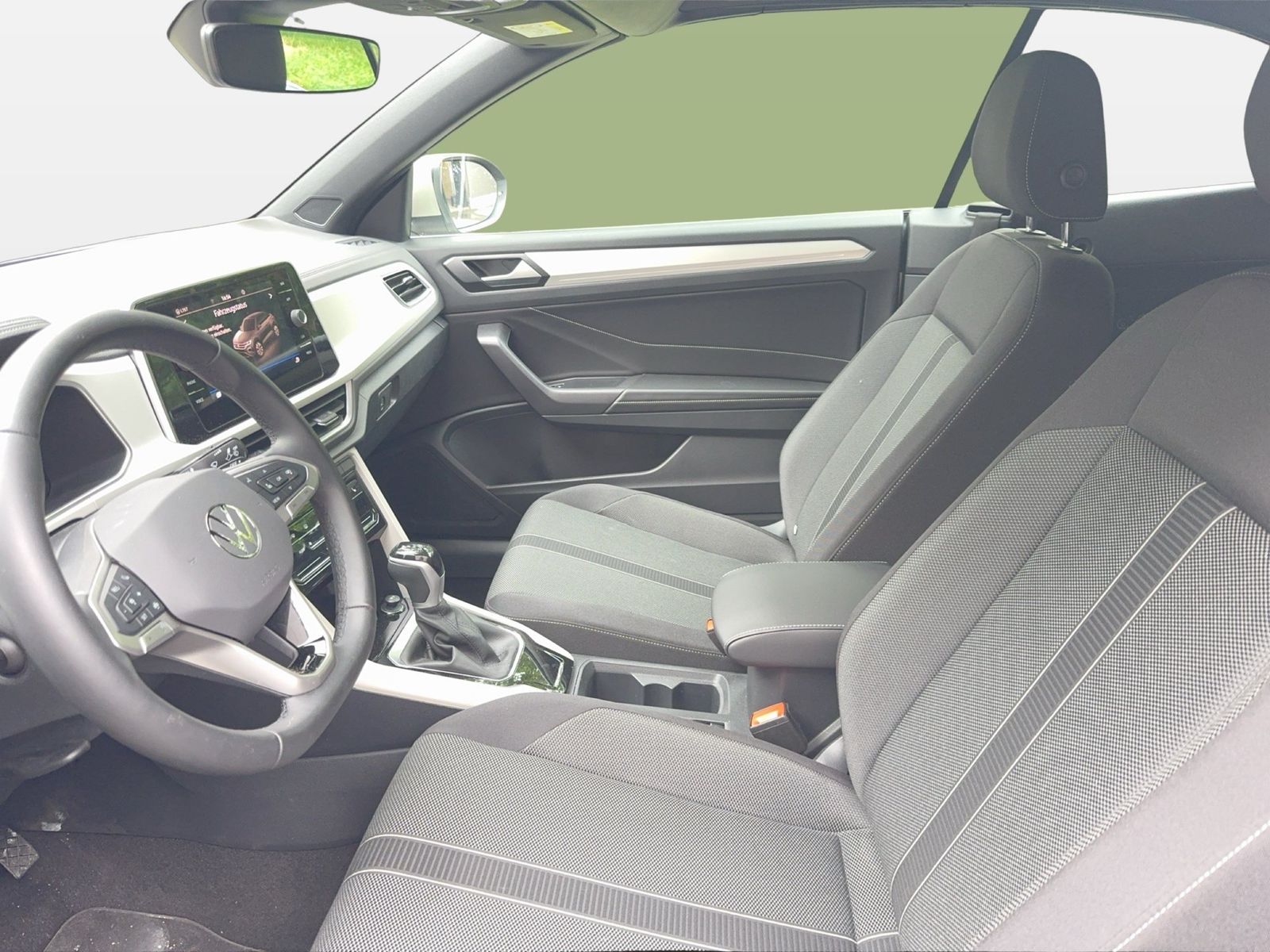 Fahrzeugabbildung Volkswagen T-Roc Cabriolet 1.5 TSI DSG Style CarPlay AHK LM
