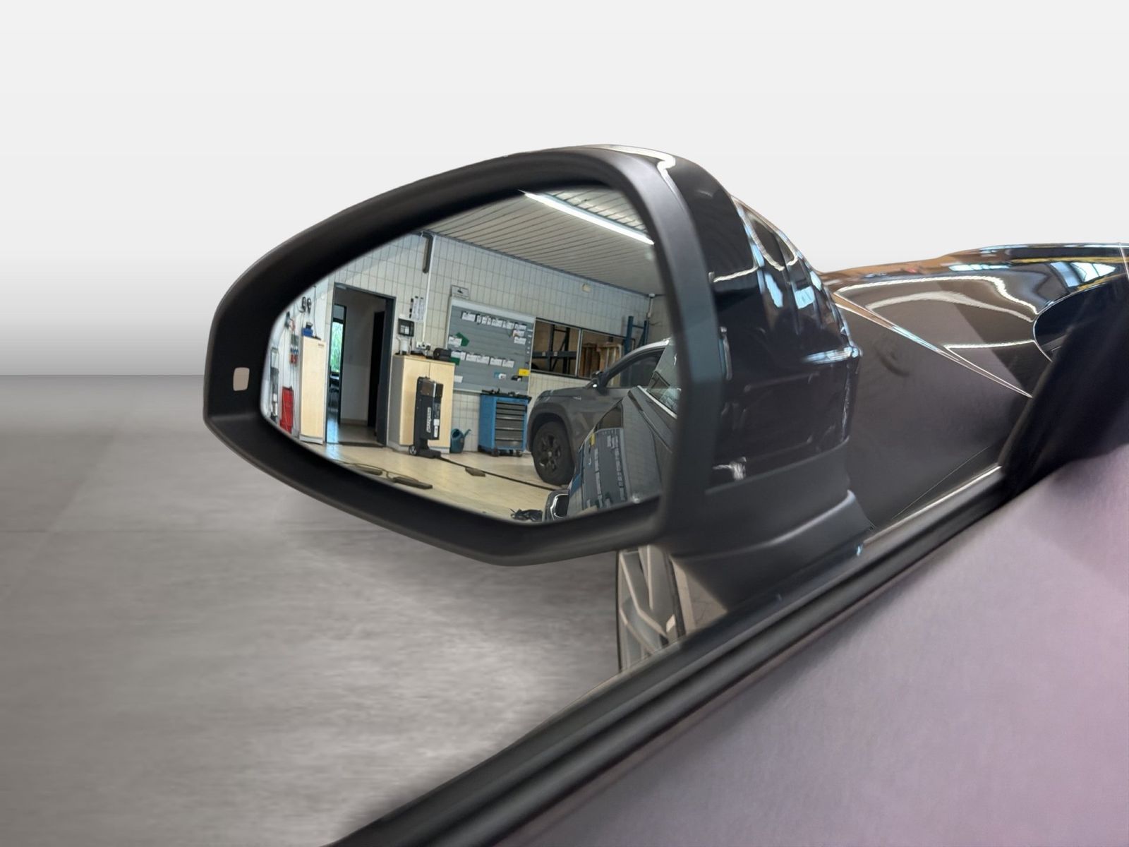 Fahrzeugabbildung Audi A5 Sportback 40 TFSI quattro advanced 2023 (Face